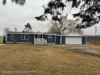 Homes For Sale - 11487 Sloan Road<br/> Hubbardston, MI 48845