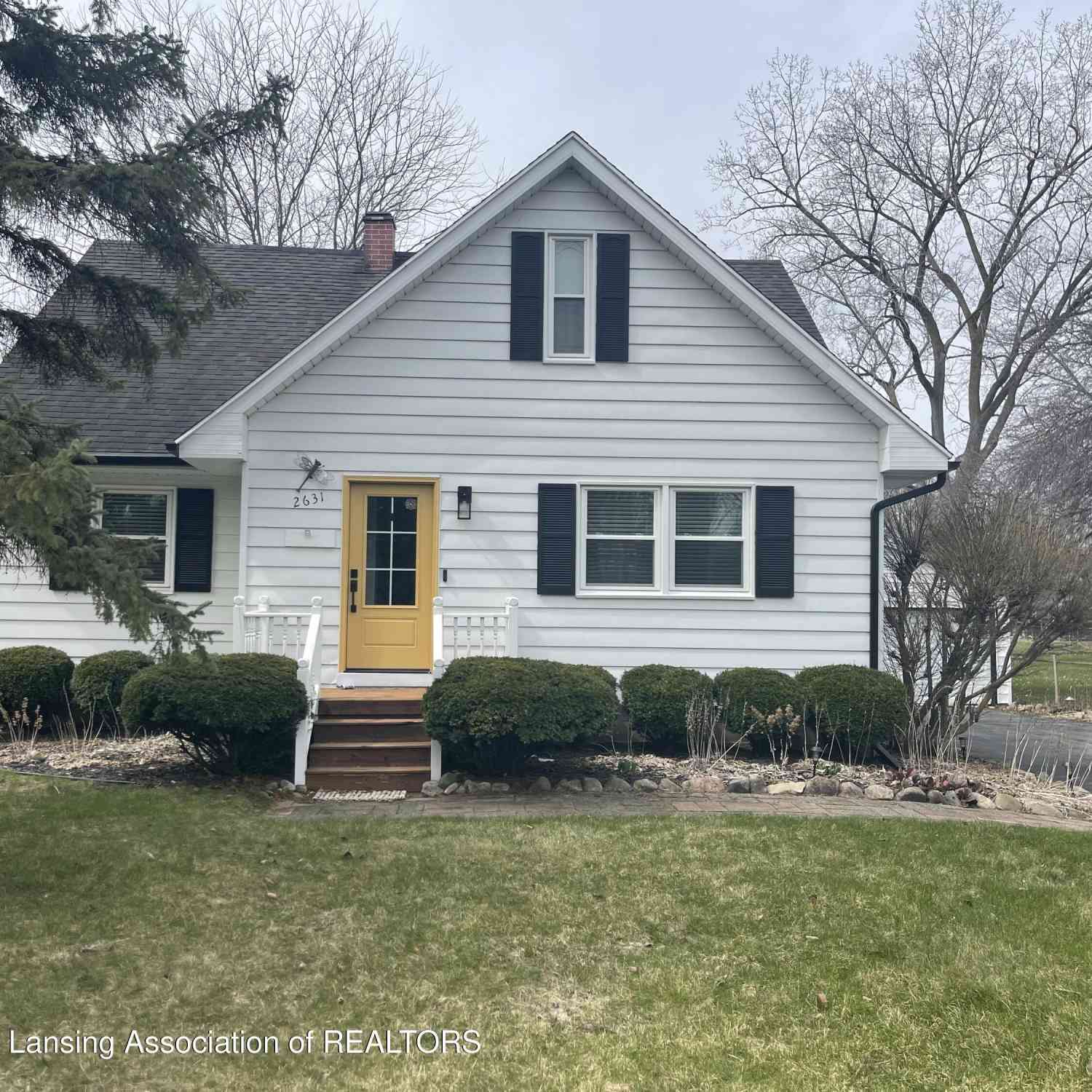Homes For Sale - 2631 Grovenburg Road<br/> Lansing, MI 48911