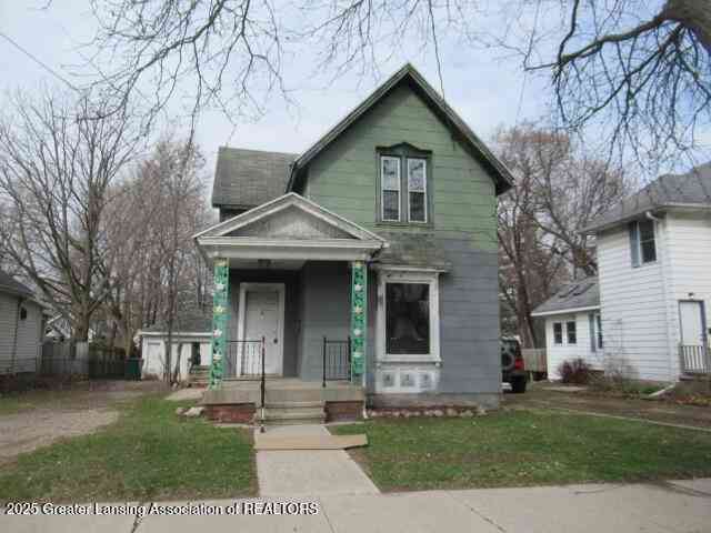 Homes For Sale - 839 N Sycamore Street<br/> Lansing, MI 48906