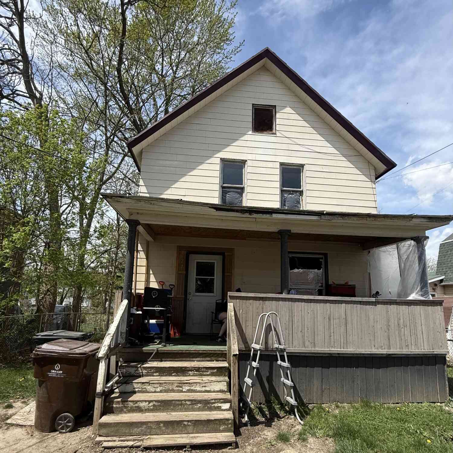 Homes For Sale - 927 N Chestnut Street<br/> Ingham County, Lansing, MI 48906