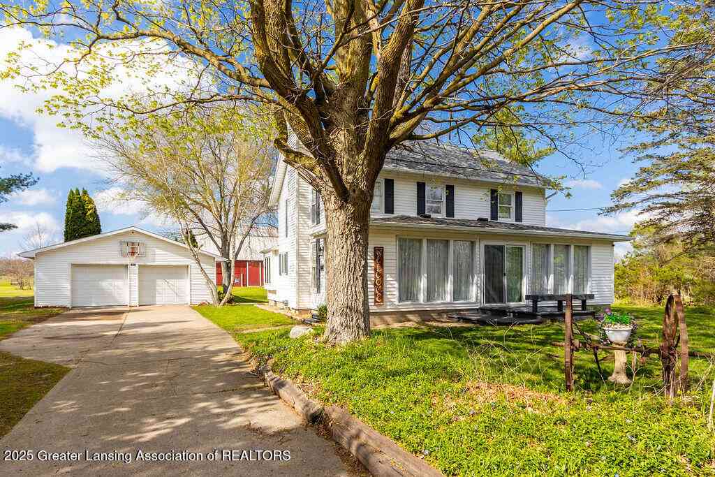 Homes For Sale - 1061 E Sherwood Road<br/> Ingham County, Williamston, MI 48895