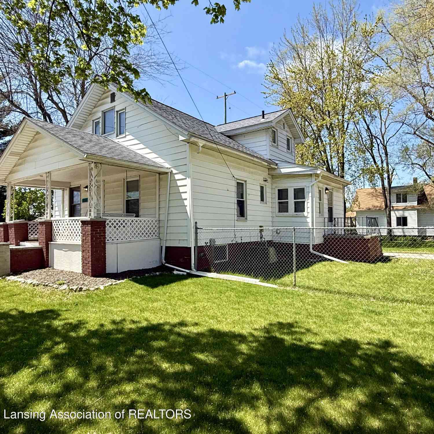 Homes For Sale - 1001 Rodd Street<br/> Midland, MI 48640