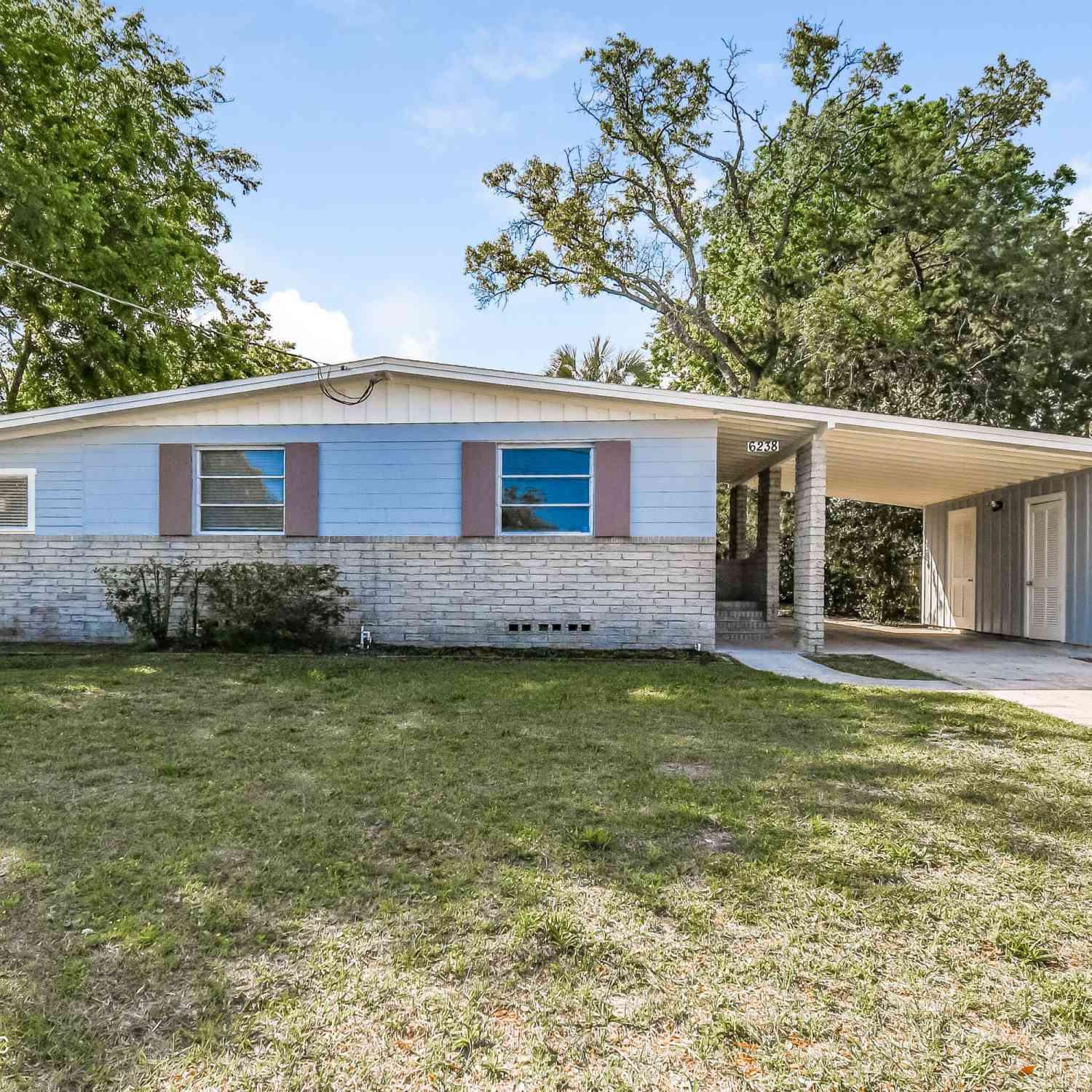 Homes For Rent - 6238 Green Pine Lane<br/> Jacksonville, FL 32277