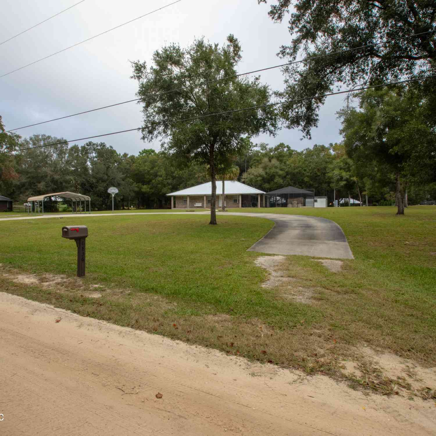 Homes For Sale - 6836 Womans Club Drive<br/> Clay County, Keystone Heights, FL 32656