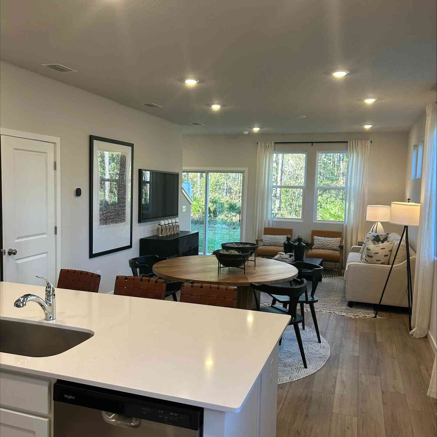 Condo For Sale - 10681 Waterfield Rd Road<br/> Duval County, Jacksonville, FL 32210