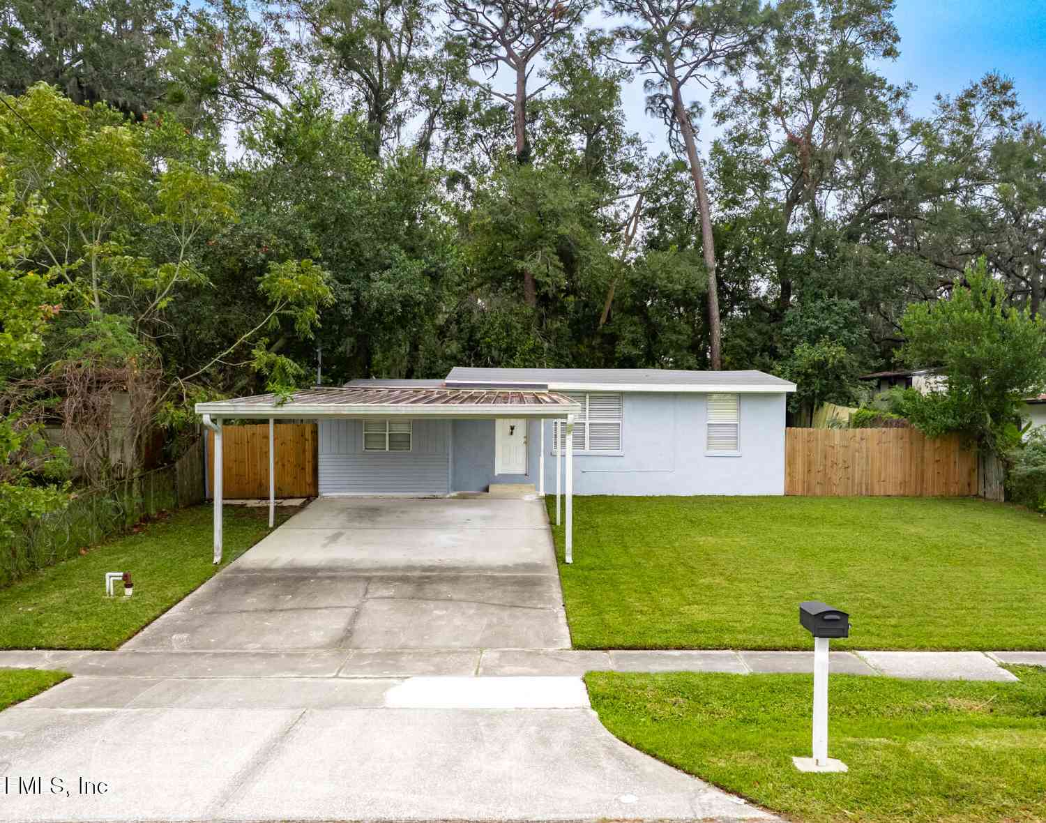 Homes For Sale - 7810 Hare Avenue<br/> Jacksonville, FL 32211
