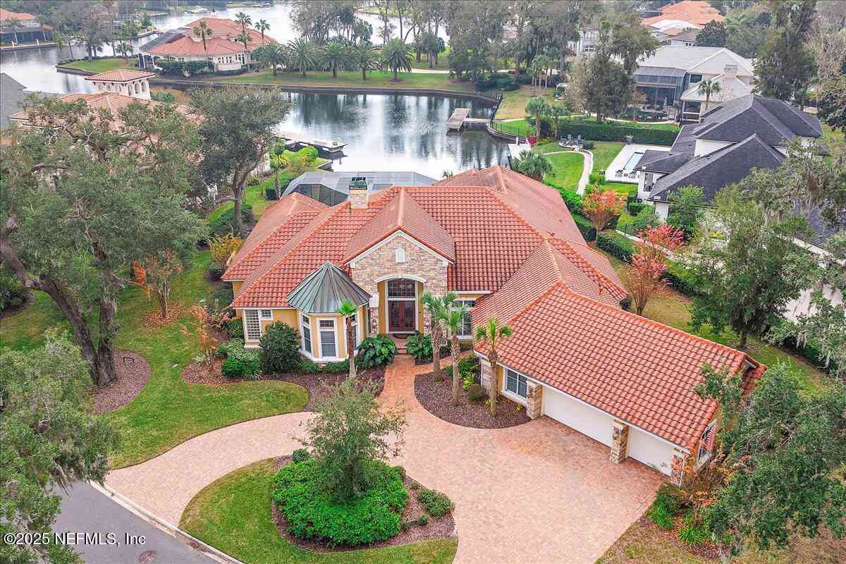 Homes For Sale - 1379 Moss Creek Drive<br/> Jacksonville, FL 32225