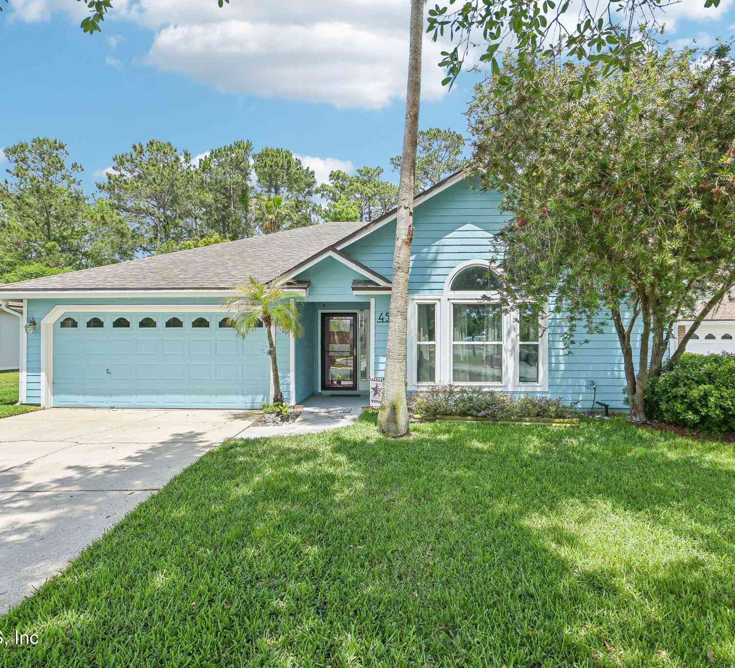 Homes For Sale - 4518 Mountain Brook Lane<br/> Jacksonville, FL 32224