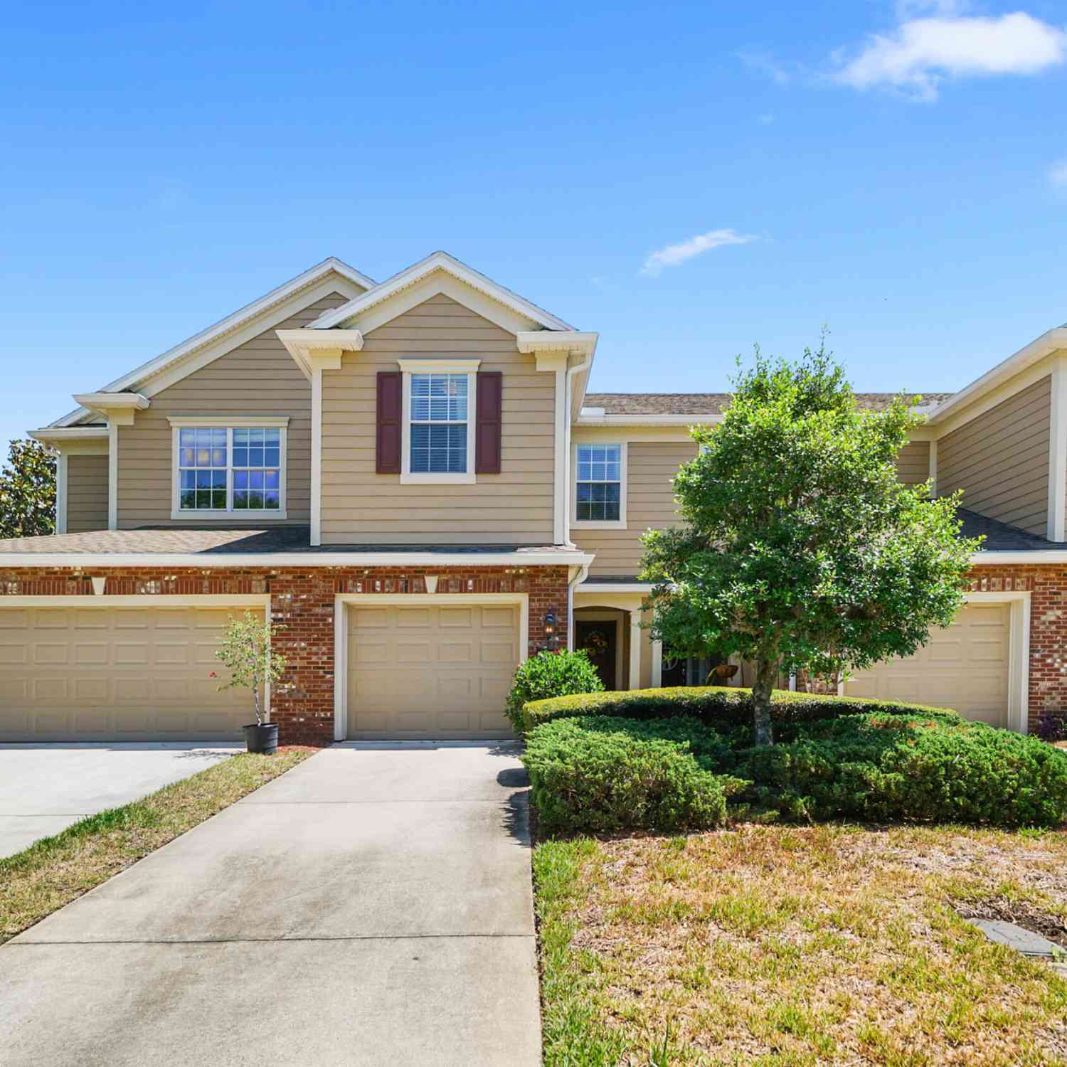 Condo For Sale - 6935 Woody Vine Drive<br/> Jacksonville, FL 32258