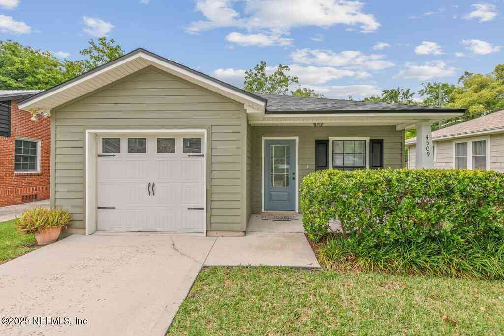 Homes For Sale - 4509 Sappho Avenue<br/> Jacksonville, FL 32205