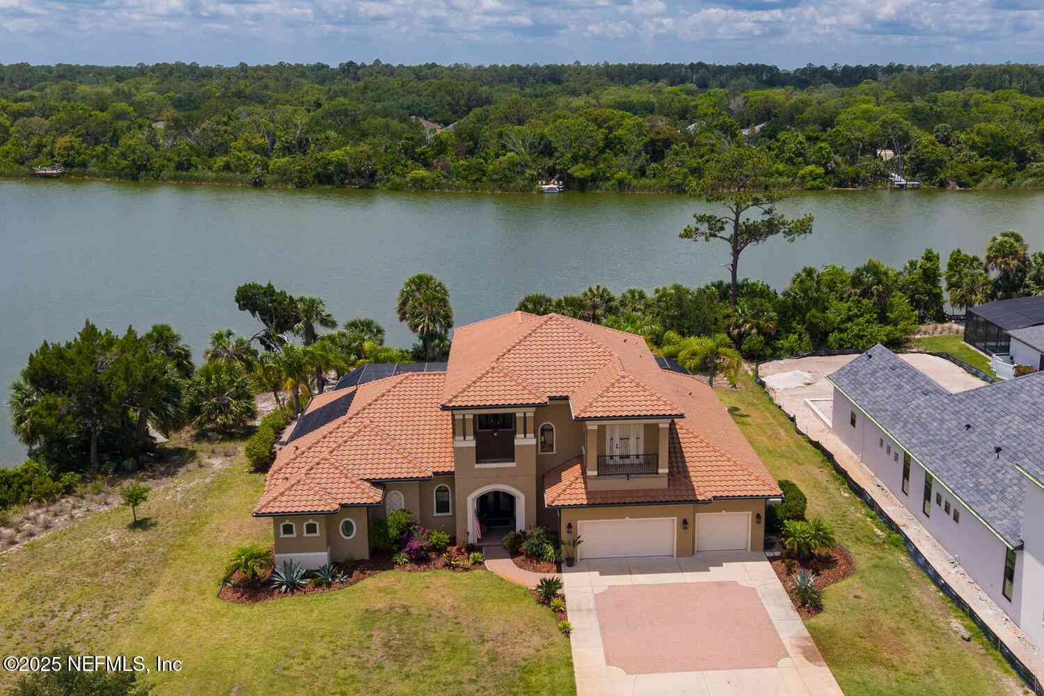 Homes For Sale - 110 Heron Drive<br/> Palm Coast, FL 32137