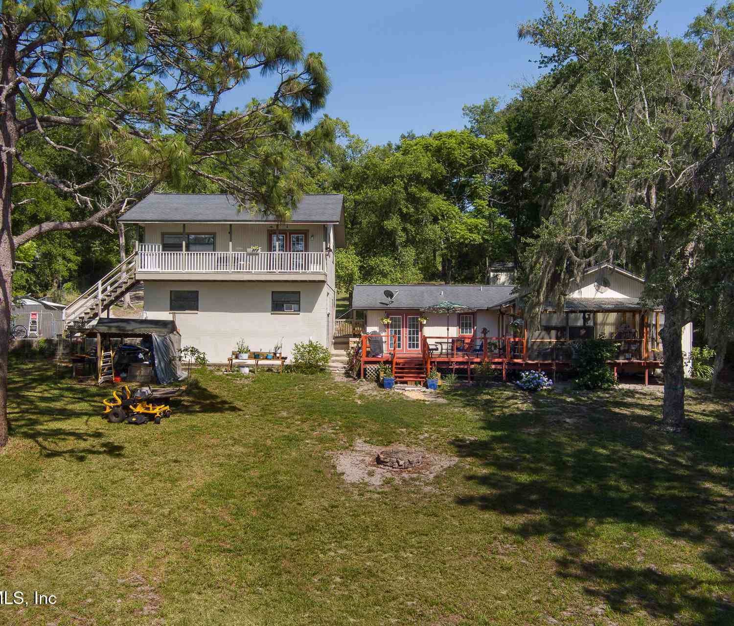 Homes For Sale - 7480 Paradise Lake Drive<br/> Clay County, Keystone Heights, FL 32656