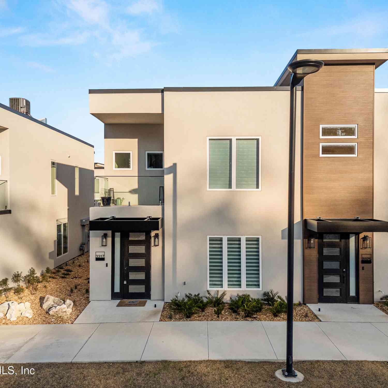 Townhouse For Sale - 3317 SW 50th Drive<br/> Gainesville, FL 32608
