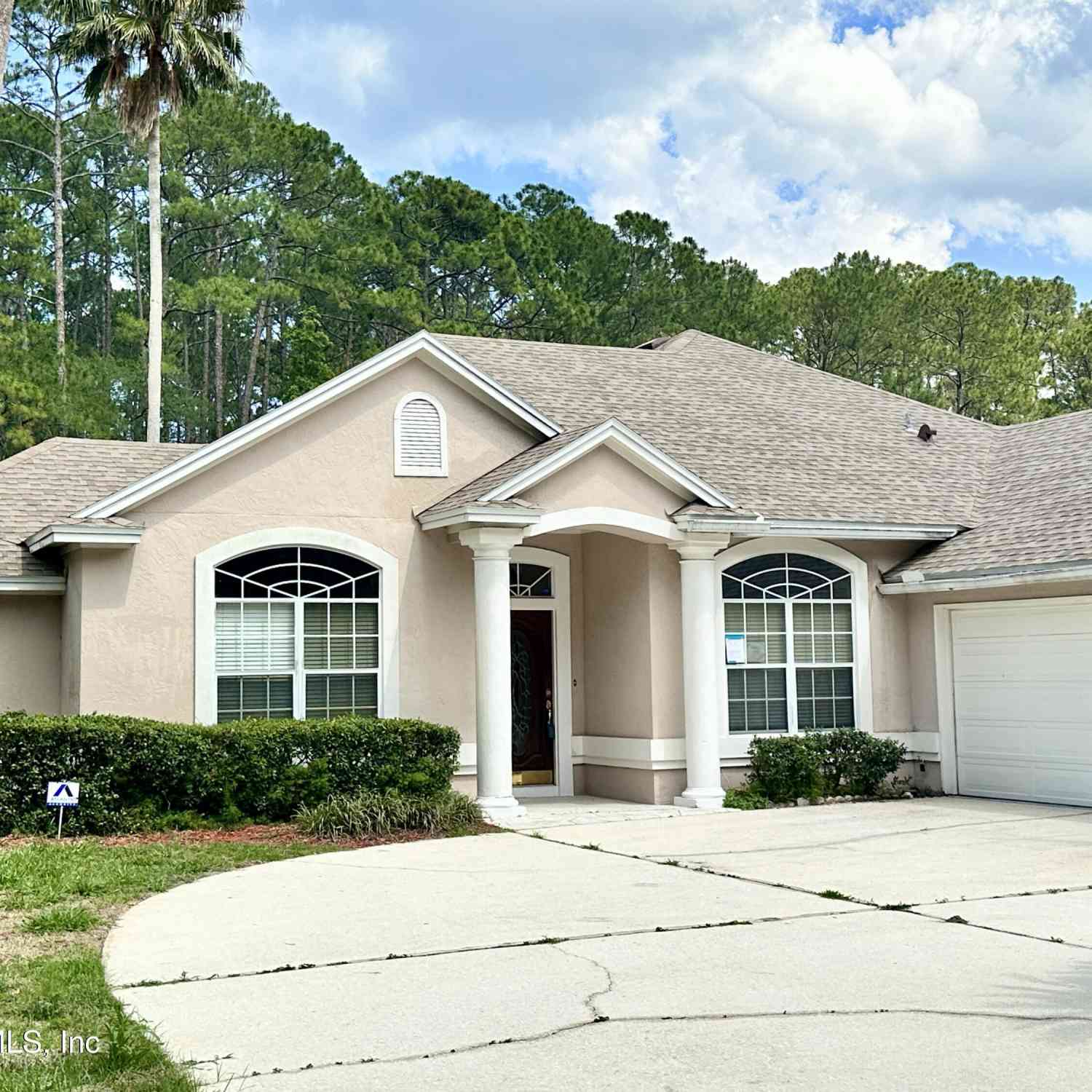 Homes For Sale - 8709 Hunters Creek Drive<br/> Duval County, Jacksonville, FL 32256