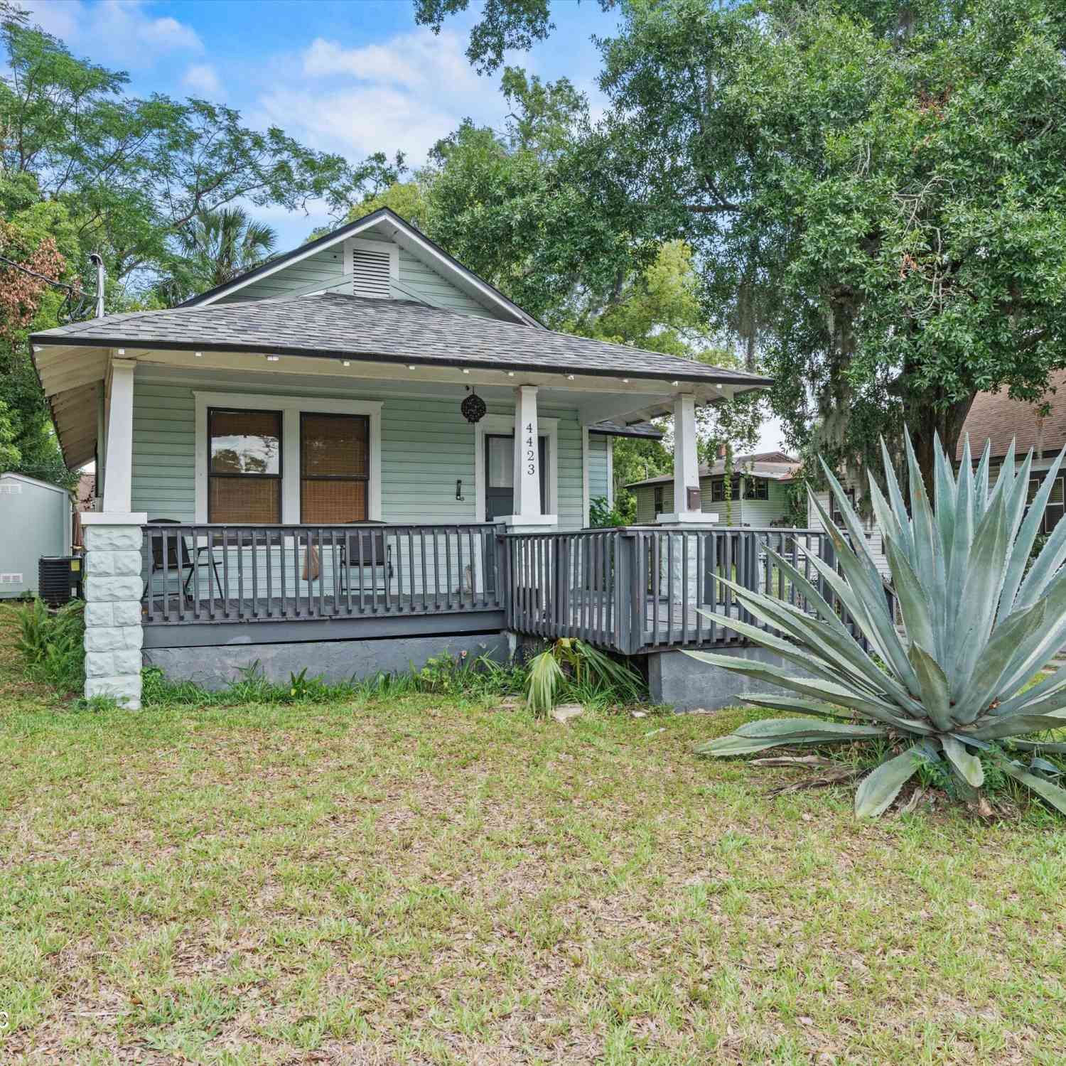 Homes For Sale - 4423 Marquette Avenue<br/> Jacksonville, FL 32210