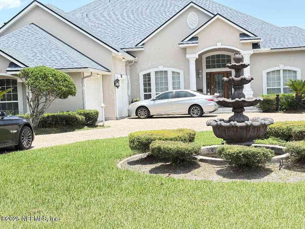 Homes For Sale - 2560 Country Club Boulevard<br/> Orange Park, FL 32073