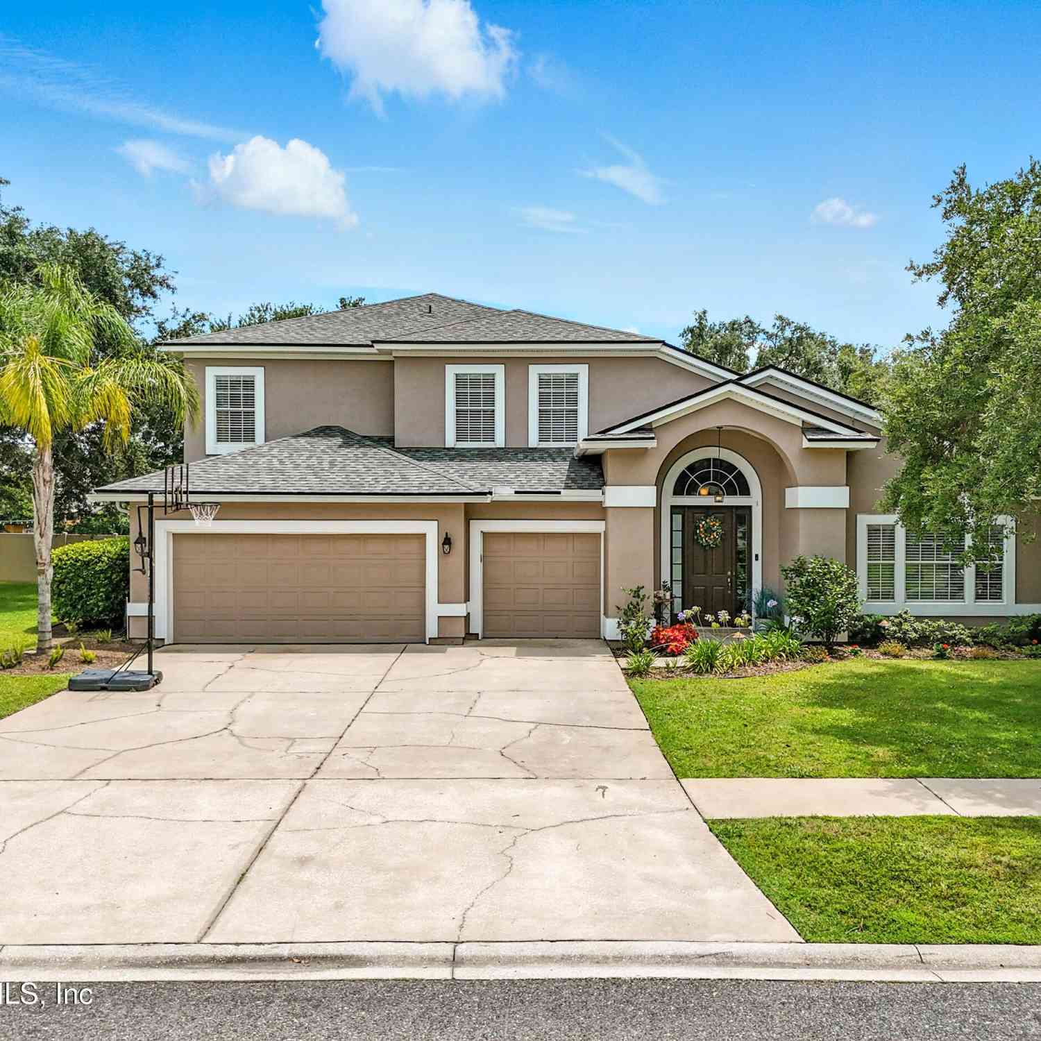 Homes For Sale - 3120 Scenic Oaks Drive<br/> Jacksonville, FL 32226