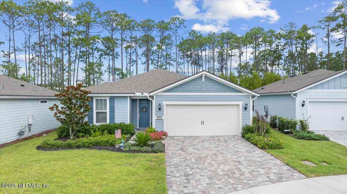 Homes For Sale - 10976 Town View Drive<br/> Jacksonville, FL 32256