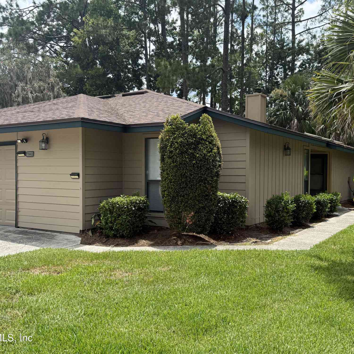 Homes For Sale - 7842 Pocita Court<br/> Duval County, Jacksonville, FL 32256