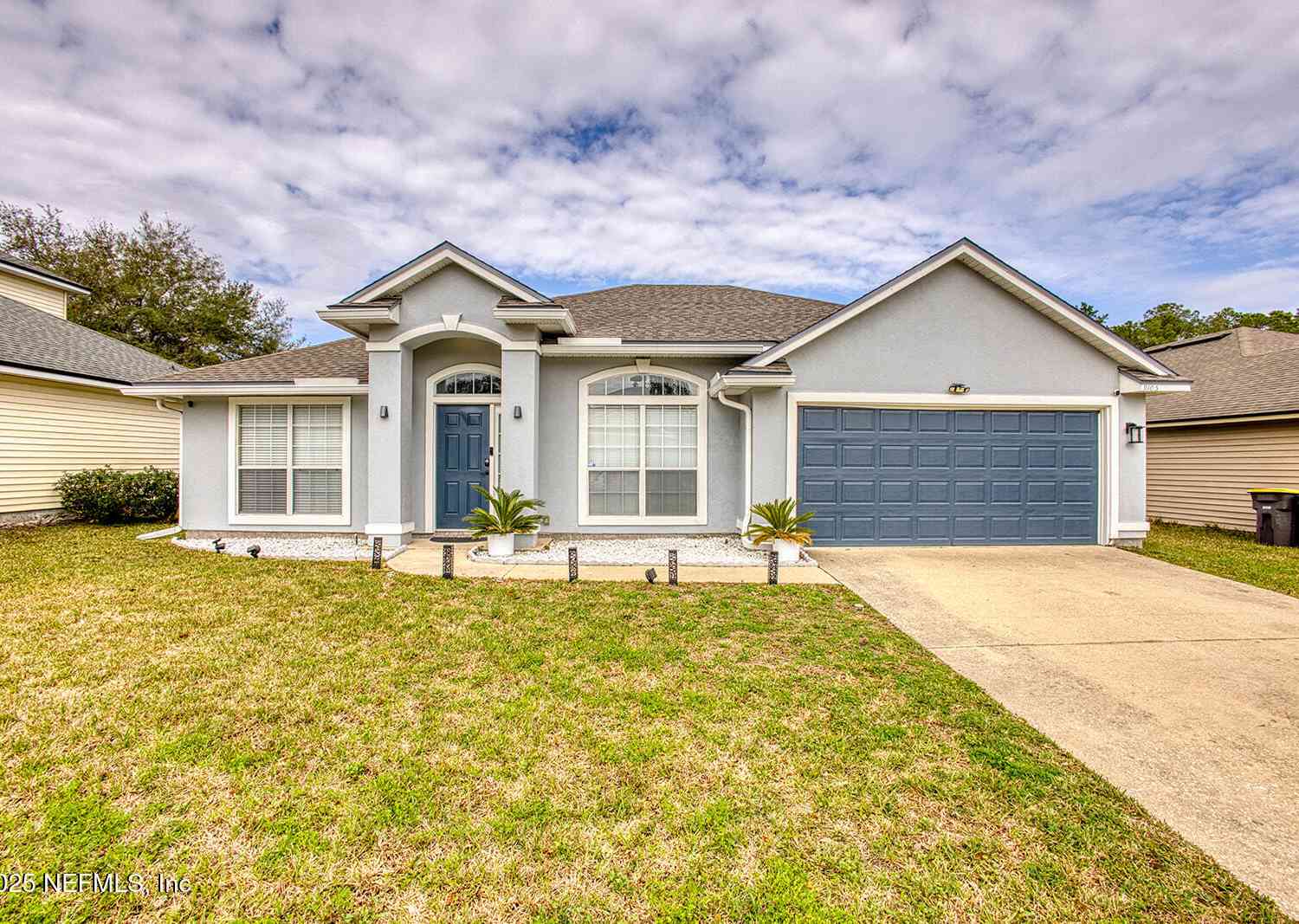 Homes For Sale - 9105 Prosperity Lake Drive<br/> Jacksonville, FL 32244