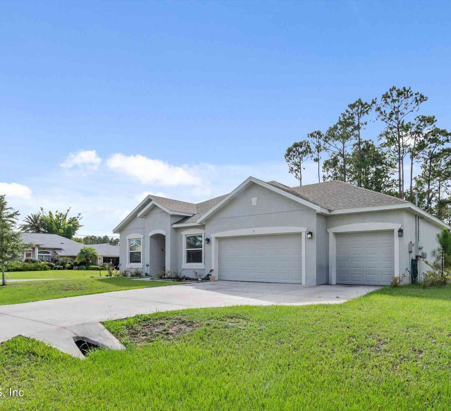 Homes For Sale - 5 Bud Hollow Drive<br/> Palm Coast, FL 32137