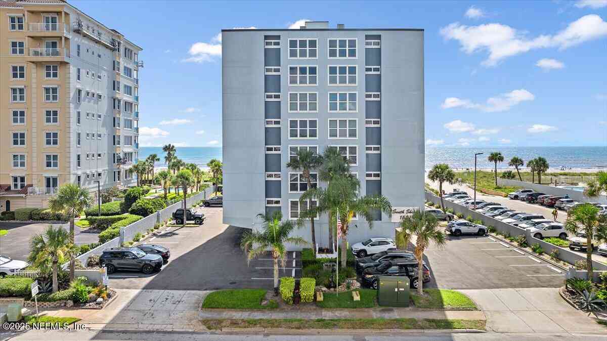 Condo For Sale - 1551 1st Street #102<br/> Duval County, Jacksonville Beach, FL 32250