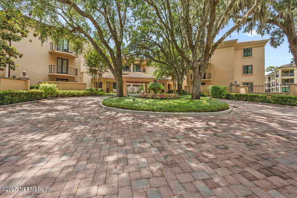Condo For Sale - 6750 Epping Forest Way #112<br/> Duval County, Jacksonville, FL 32217