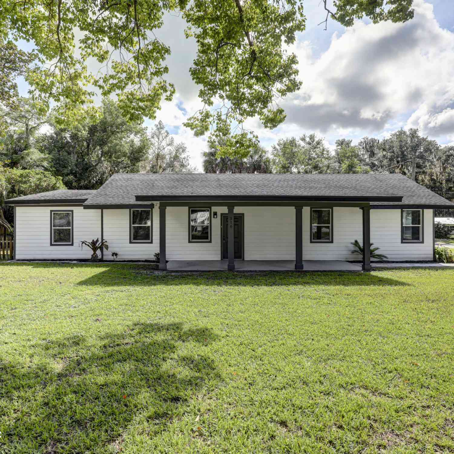 Homes For Sale - 316 Cypress Avenue<br/> Clay County, Green Cove Springs, FL 32043