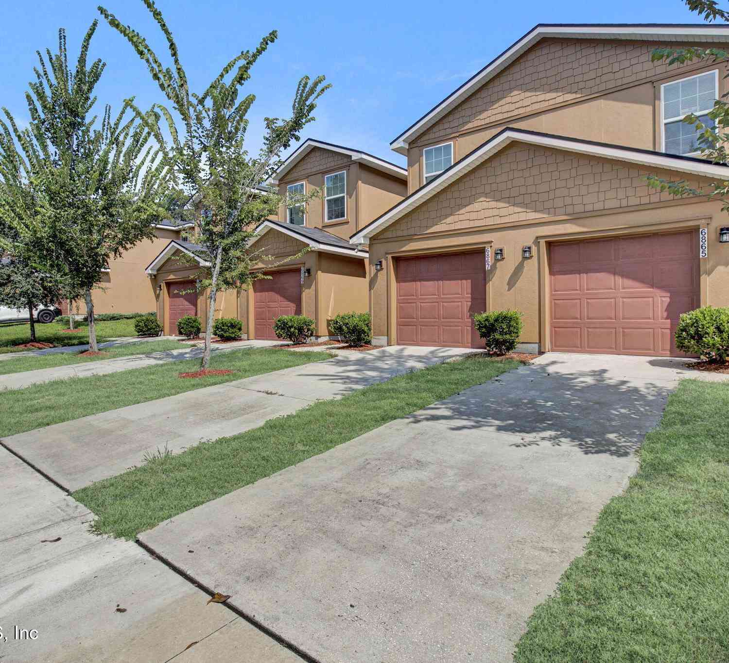 Condo For Sale - 6865 Lake Mist Lane<br/> Duval County, Jacksonville, FL 32210