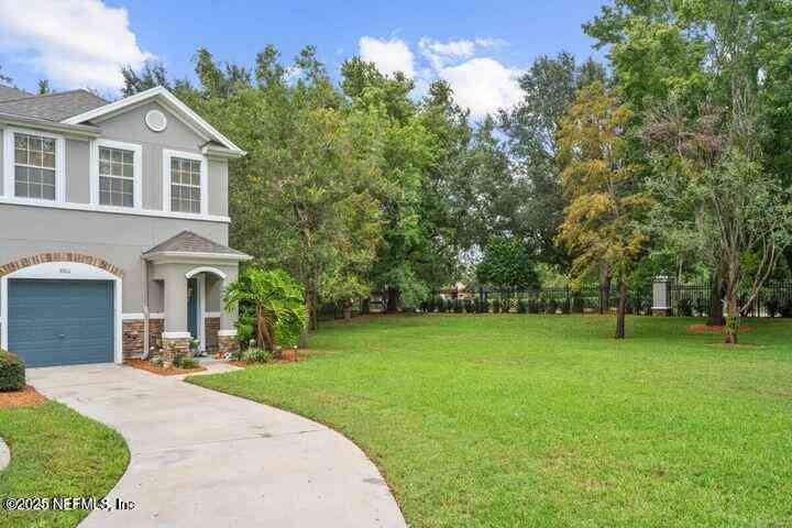 Condo For Sale - 5901 Parkstone Crossing Drive<br/> Duval County, Jacksonville, FL 32258