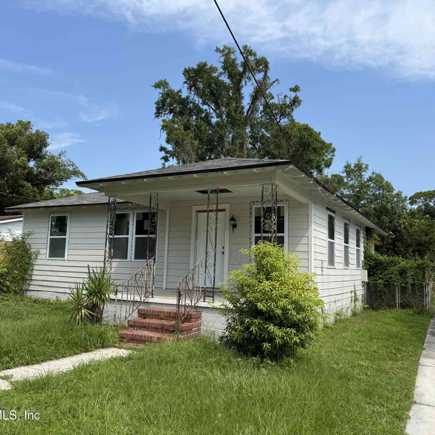 Homes For Sale - 4743 Kingsbury Street<br/> Jacksonville, FL 32205