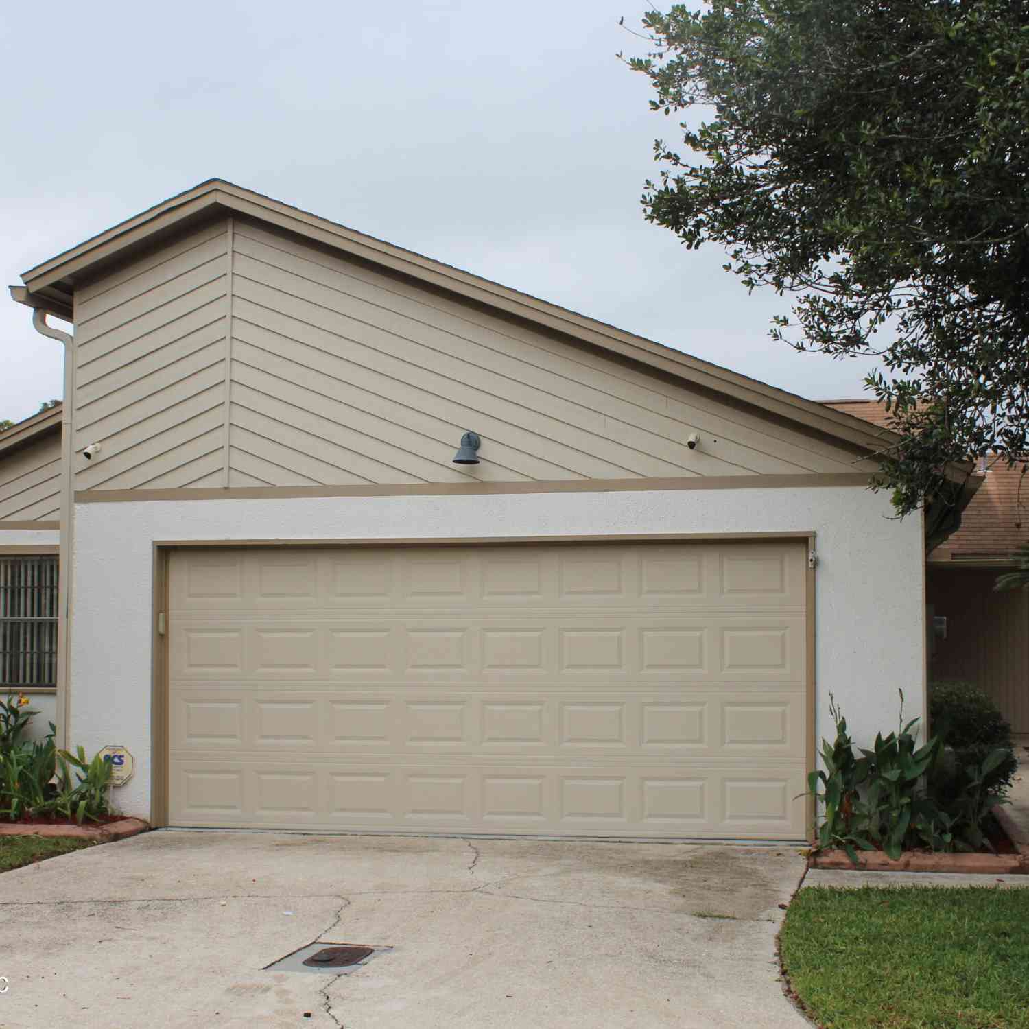 Homes For Sale - 1967 Acorn Run<br/> Orange Park, FL 32073