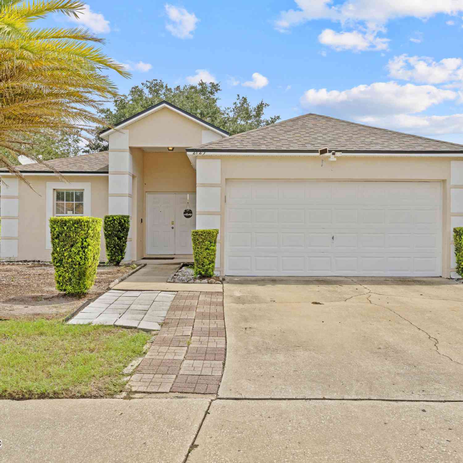 Homes For Sale - 2125 Ardencroft Drive<br/> Jacksonville, FL 32246