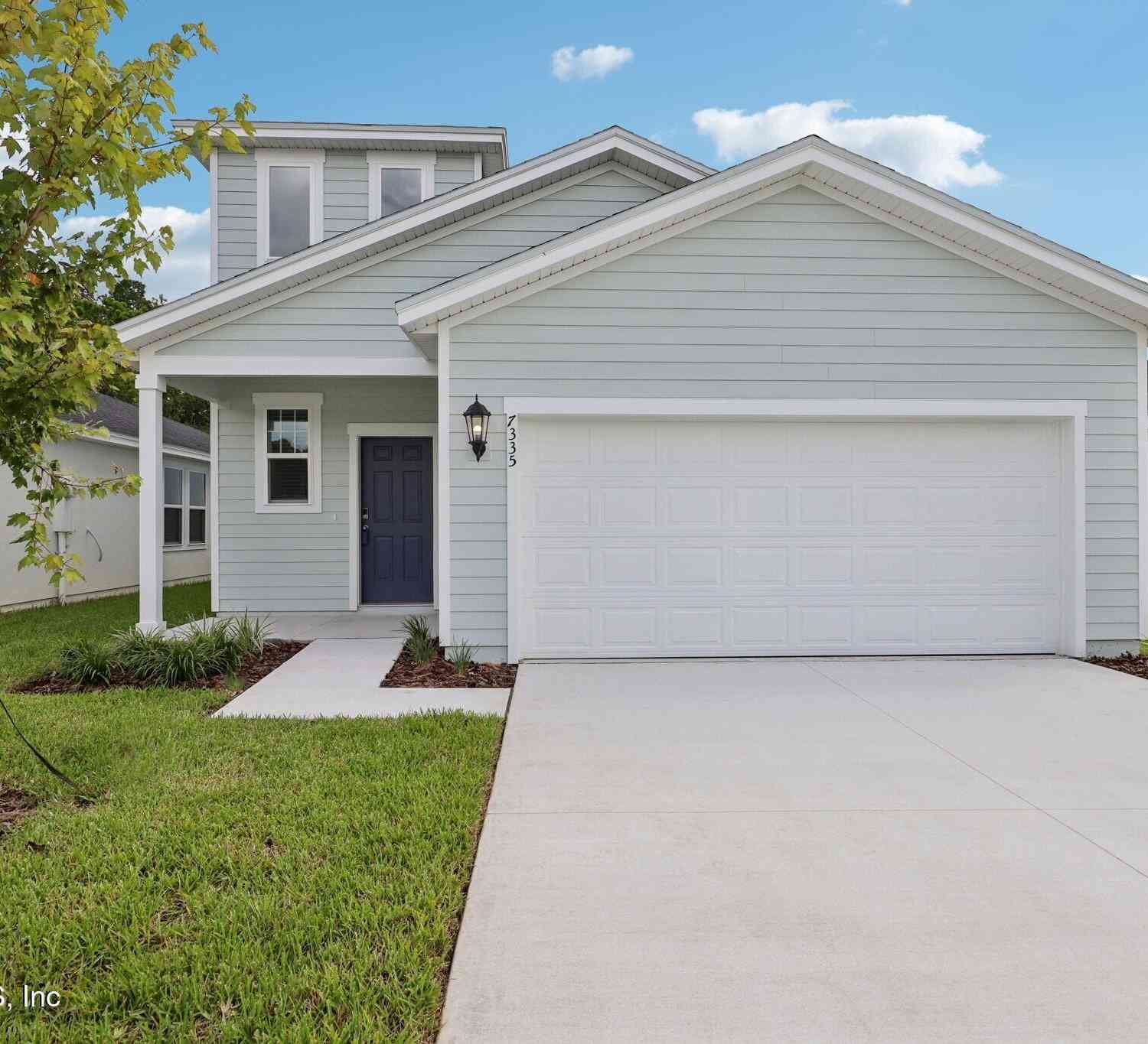 Homes For Sale - 7335 Queensgate Circle<br/> Jacksonville, FL 32219