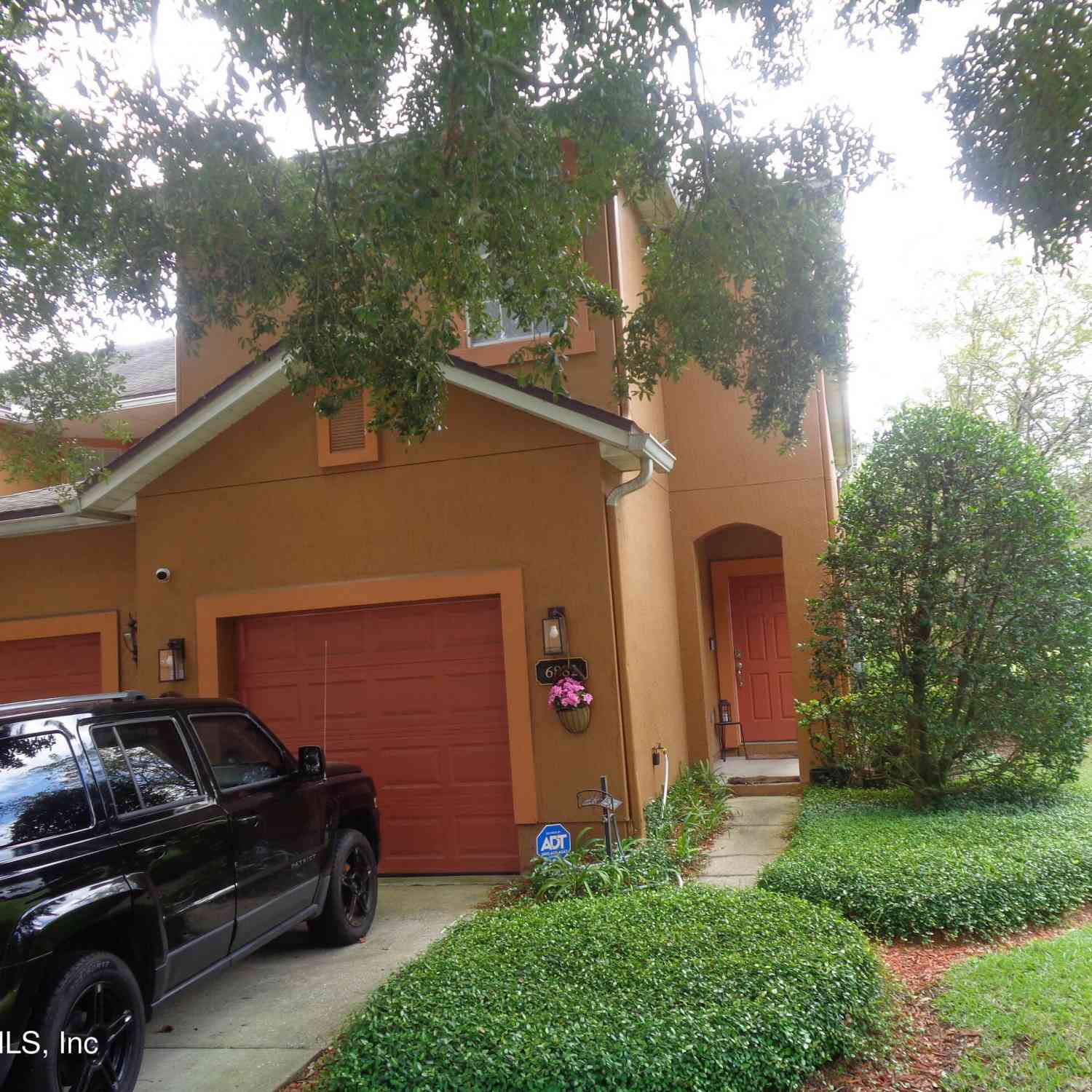 Condo For Sale - 6882 Lake Mist Lane<br/> Duval County, Jacksonville, FL 32210