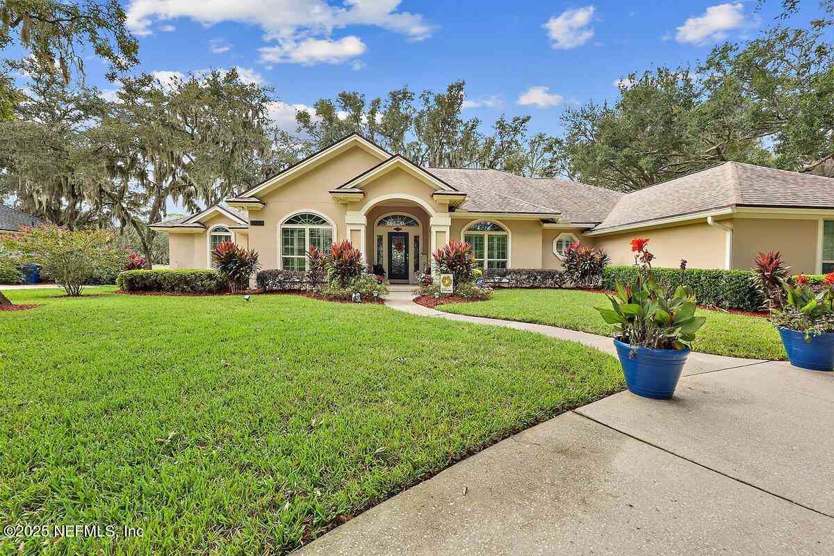 Homes For Sale - 12634 Muirfield Boulevard<br/> Jacksonville, FL 32225