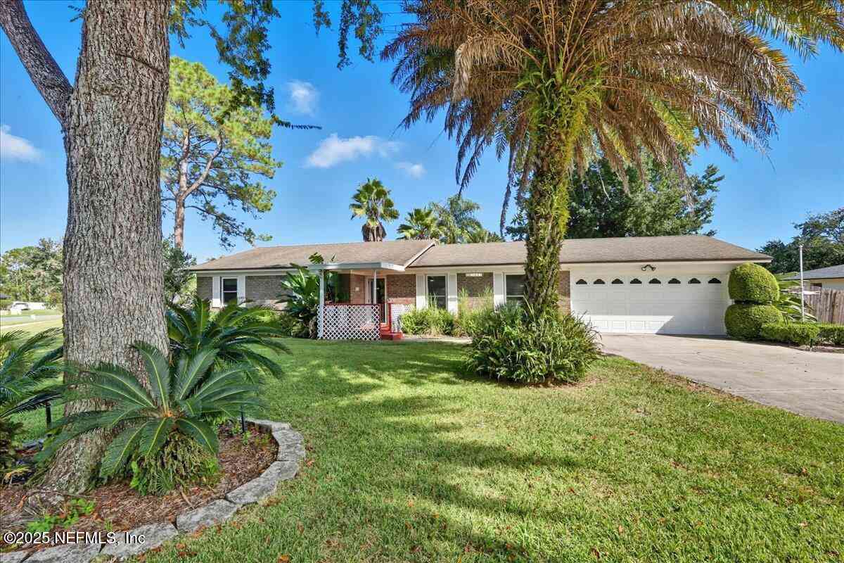 Homes For Sale - 3885 Morning Glory Road<br/> Jacksonville, FL 32210