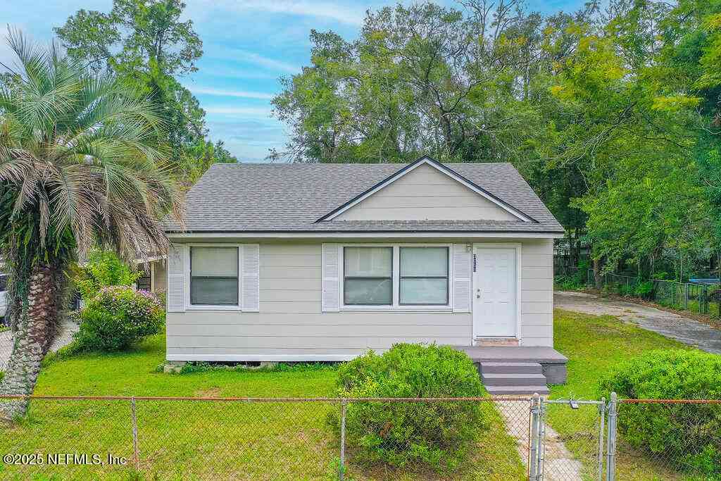 Homes For Sale - 3058 2nd St Circle<br/> Jacksonville, FL 32254