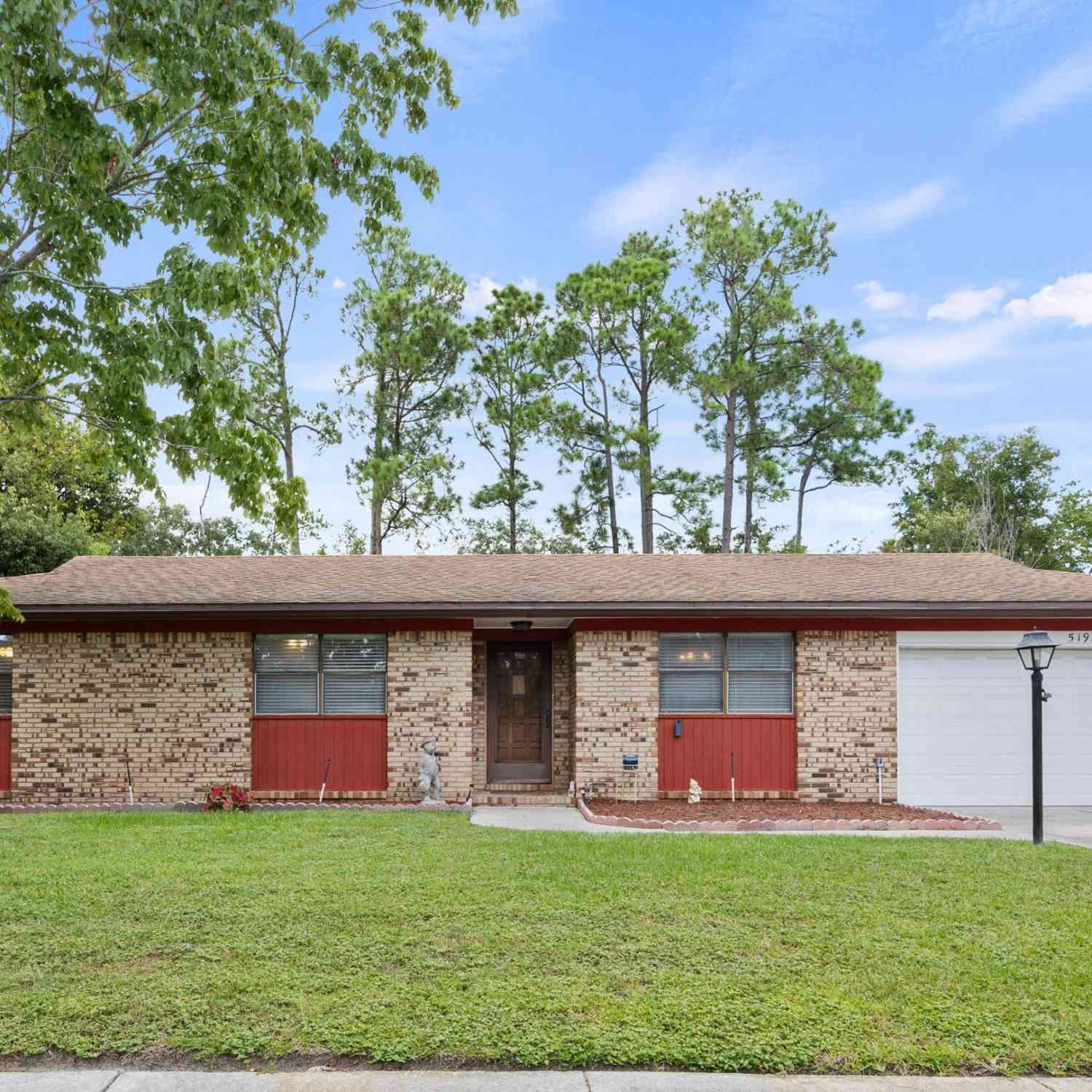 Homes For Sale - 5193 Wembley Road<br/> Jacksonville, FL 32257