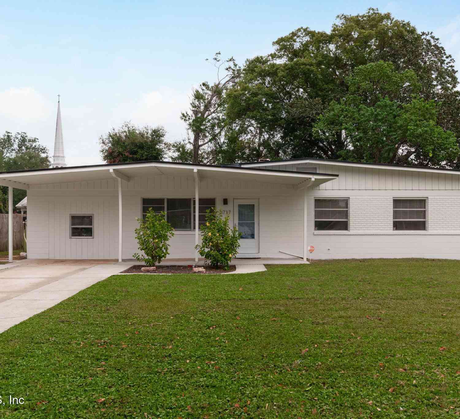 Homes For Sale - 2717 Arlex Drive<br/> Jacksonville, FL 32211