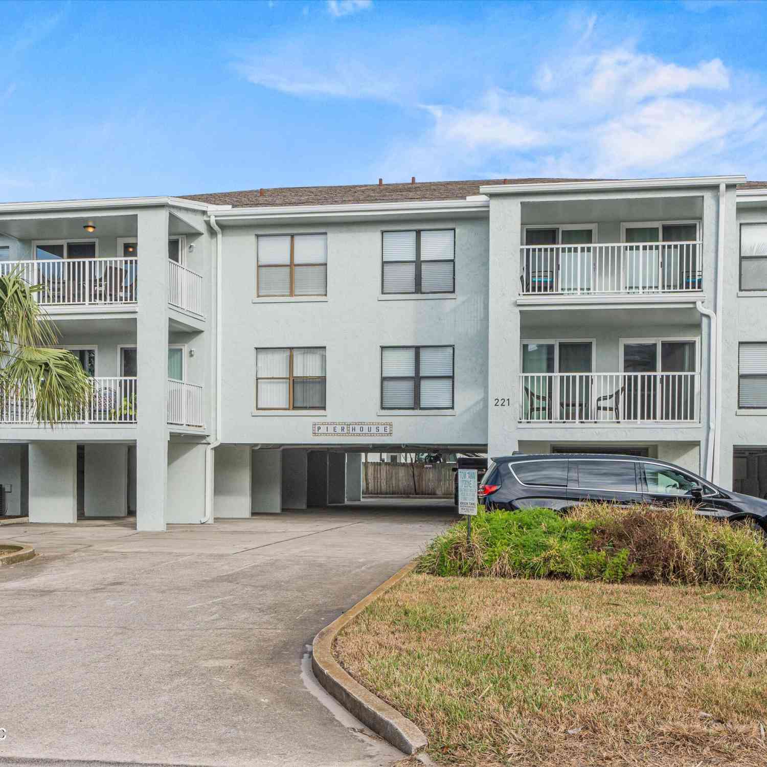 Condo For Sale - 221 6th Avenue #E<br/> Duval County, Jacksonville Beach, FL 32250