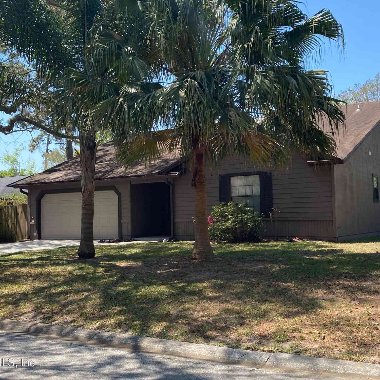 Homes For Rent - 12924 Tree Way Lane<br/> Jacksonville, FL 32258