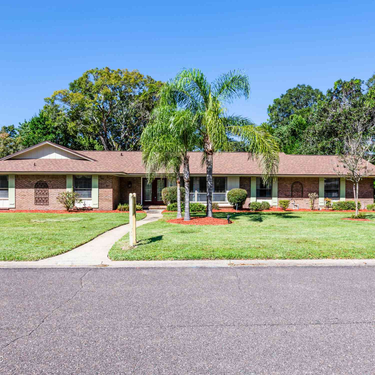 Homes For Sale - 3710 Colony Cove Trail<br/> Jacksonville, FL 32277