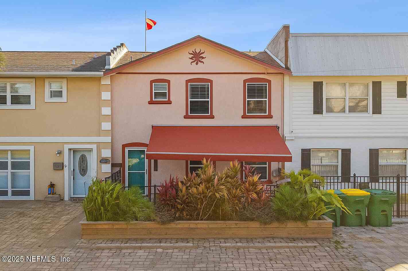 Townhouse For Rent - 1417 4th Street<br/> Jacksonville Beach, FL 32250