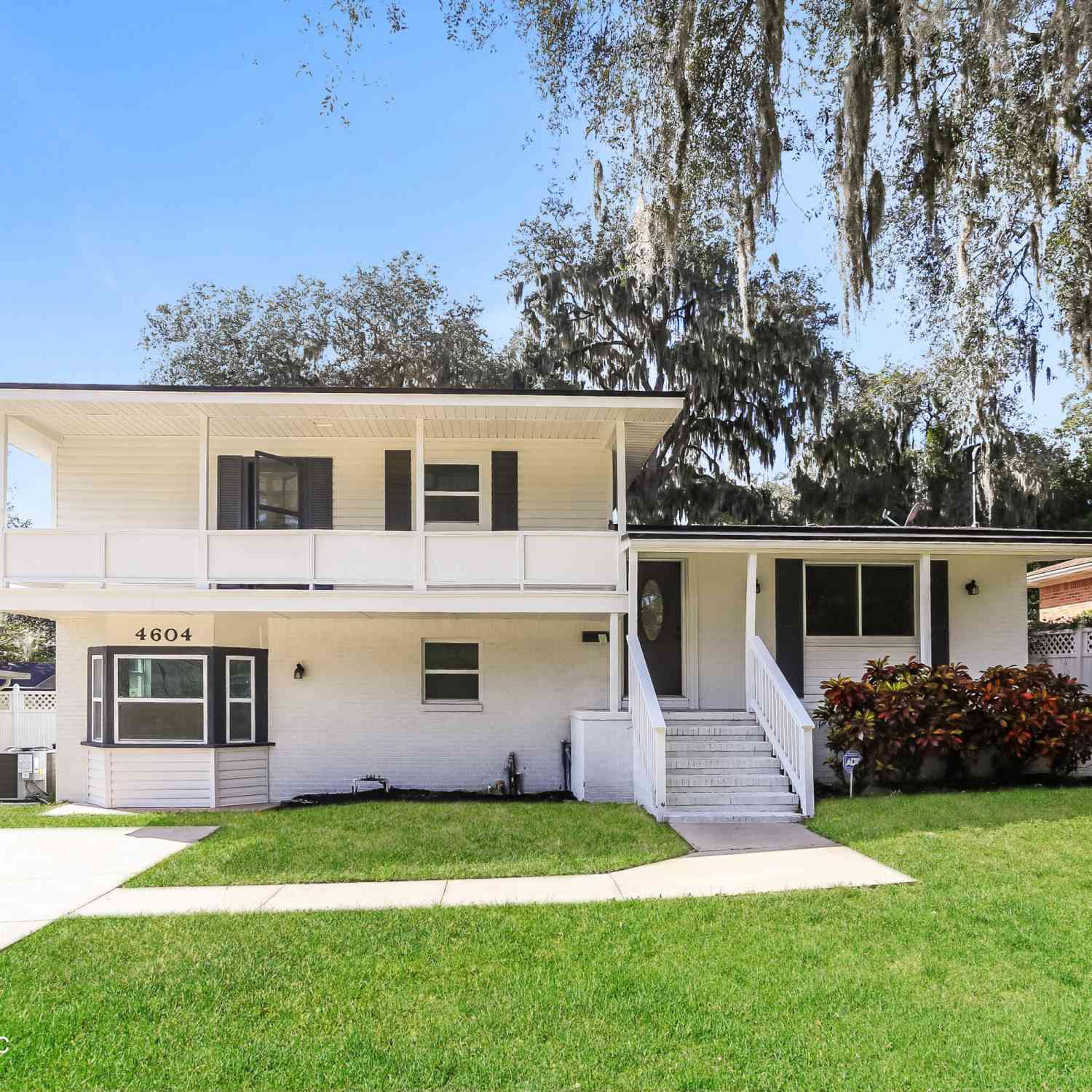Homes For Sale - 4604 Bluff Avenue<br/> Jacksonville, FL 32225