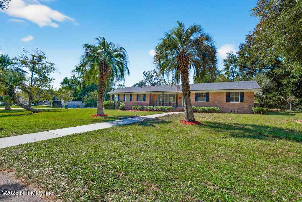 Homes For Sale - 9414 Carbondale Drive<br/> Jacksonville, FL 32208