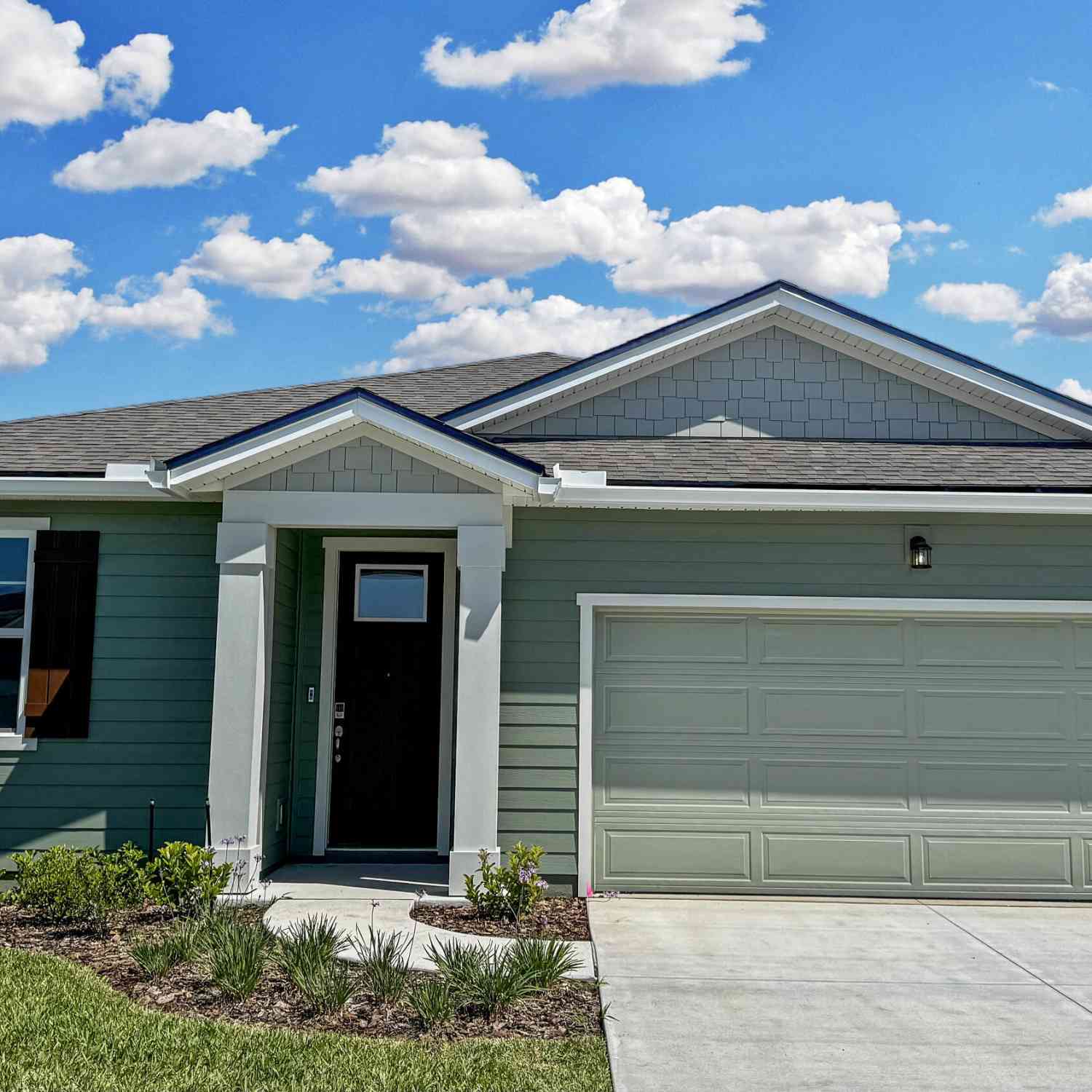 Homes For Sale - 3229 Lago Vista Drive<br/> Green Cove Springs, FL 32043