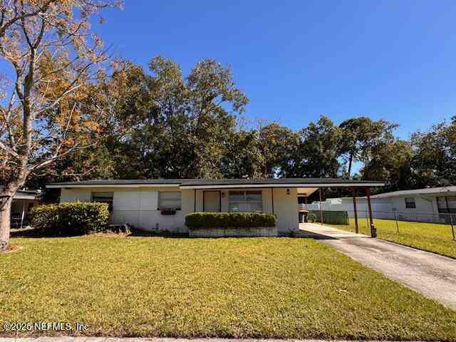 Homes For Sale - 4803 Redstone Drive<br/> Jacksonville, FL 32210