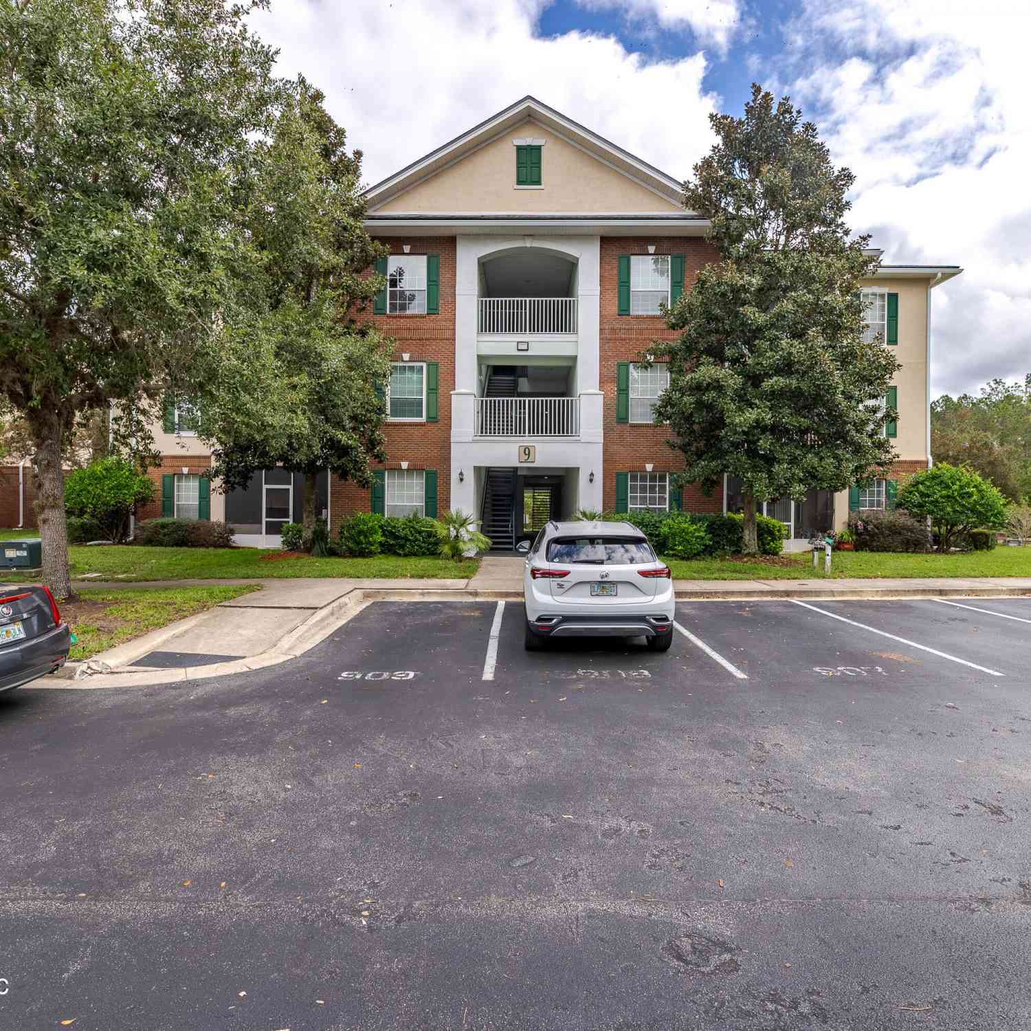 Condo For Sale - 785 Oakleaf Plantation Parkway #934<br/> Orange Park, FL 32065
