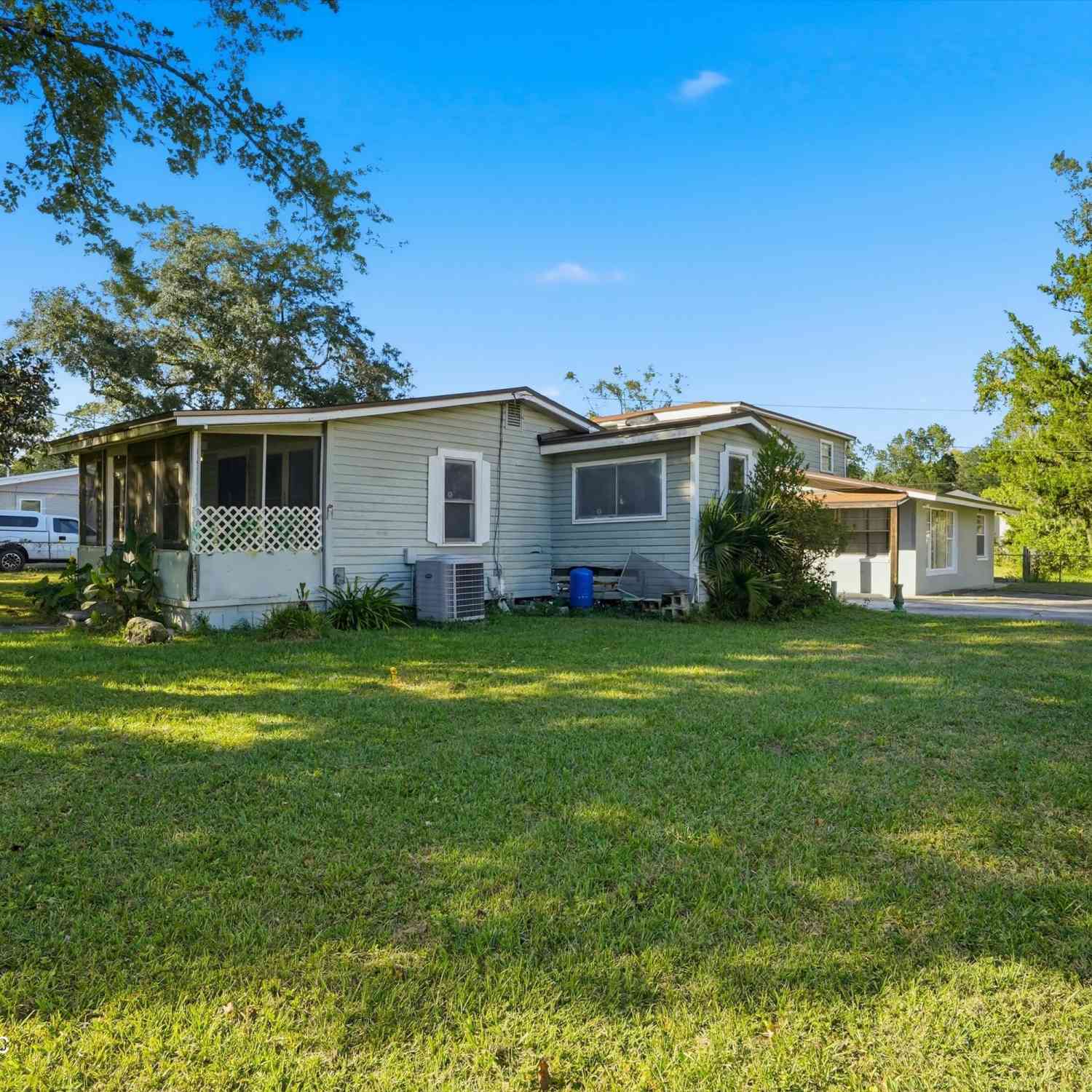 Homes For Sale - 11558 Raft Road<br/> Jacksonville, FL 32218